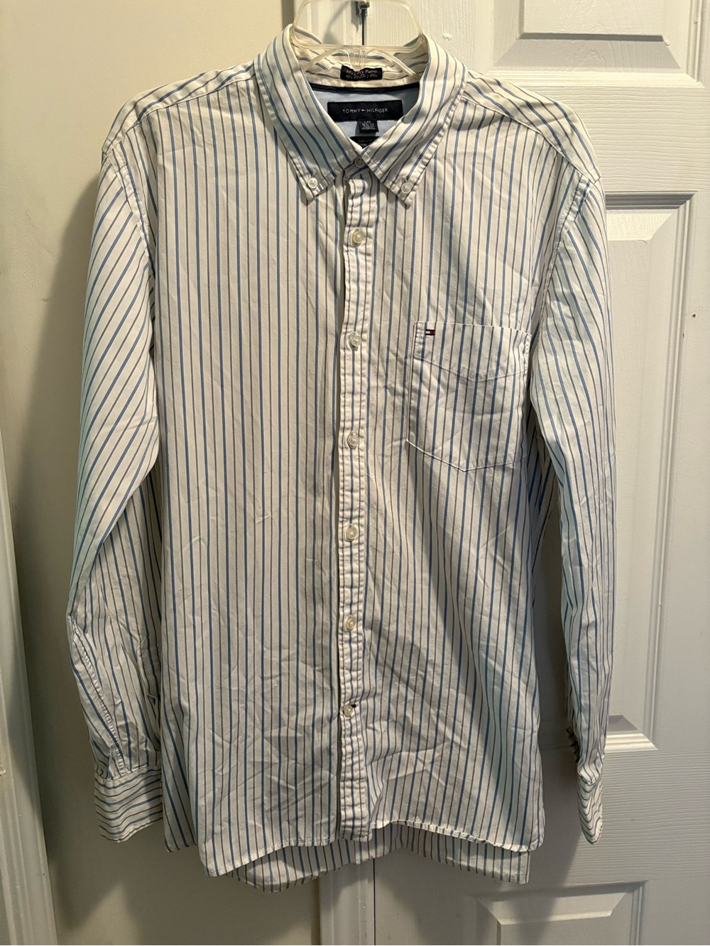 Tommy Hilfiger Mens Long Sleeve Classic logo button down Dress Shirt